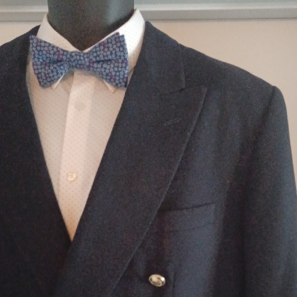 Custom Navy Double-Breasted Cashmere Blazer w/ Gold Buttons - Picture 2 of 12
